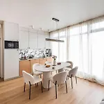 The Olympia - Duke Housing Apartmán *